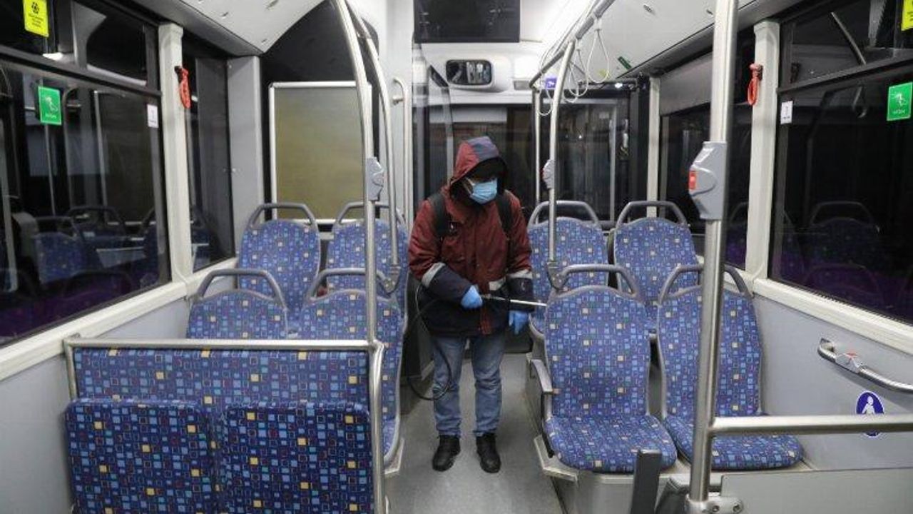 Toplu taşıma araçlarında dezenfekte çalışması