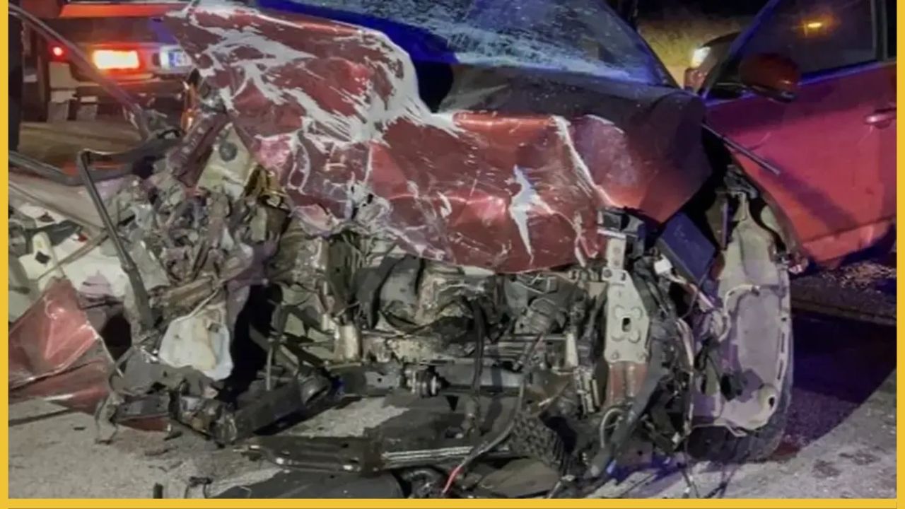 Polisten Kaçış Facia Getirdi: Çanakkale'de Ters Şeride Giren Araç İki Aileyi Yaktı