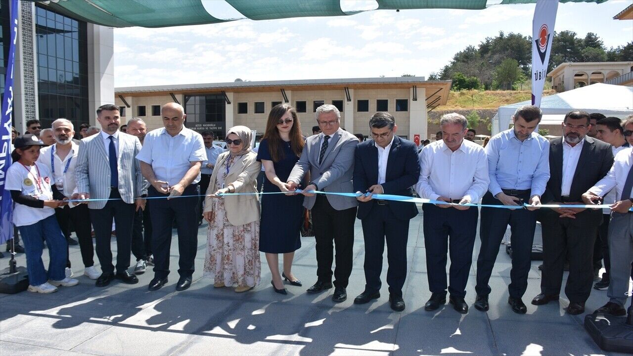 Batmanlı Öğrencilerin Hayalleri ‘TÜBİTAK 4006-C’ Festivalind