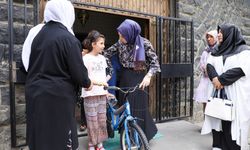 Diyarbakır'da başarılı öğrenciler ödüllendirildi
