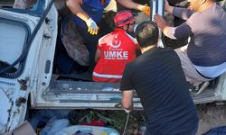 Siirt'te şarampole devrilen minibüsteki 4 kişi öldü, 6 kişi yaralandı