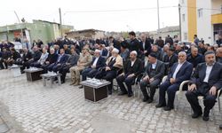 Siirt'te yapımı tamamlanan cami ibadete açıldı