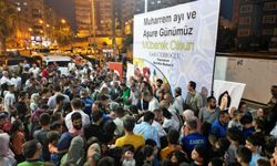 Kızıltepe'de vatandaşlara aşure dağıtıldı
