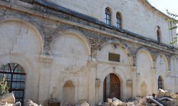 Adıyaman'da depremlerde yıkılan tarihi Ulu Cami, restore ediliyor