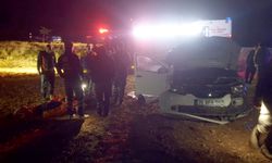 Mardin'de devrilen otomobildeki 5 kişi yaralandı