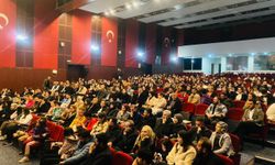Mardin'de sağlık çalışanları tiyatro etkinliğine katıldı