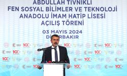 Bakan Tekin, Diyarbakır'da lisenin açılışına katıldı