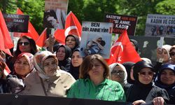 AK Parti Batman Kadın Kolları Gazze'deki Zulmü Protesto Etti