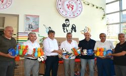 Batman'da Özel Eğitim Okullarına Spor Malzemeleri Dağıtıldı
