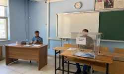 Diyarbakır'da 31 Mart'ta kavga nedeniyle seçimin iptal edildiği mahallede muhtarlık seçimi yenilendi