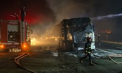 Şanlıurfa'da tırda seyir halindeyken çıkan yangın söndürüldü