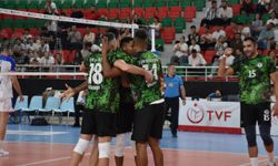 Voleybol: SMS Grup Efeler Ligi