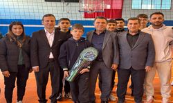 Kozluk Öğrencileri Spor Malzemeleriyle Coştu