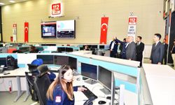 Diyarbakır Valisi Zorluoğlu 112 Acil Çağrı Merkezi'ni ziyaret etti