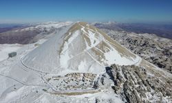 Turizm sezonunun sonuna yaklaşılan Nemrut Dağı yaklaşık 165 bin turisti ağırladı