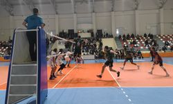 Voleybol: SMS Grup Efeler Ligi