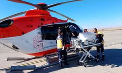 Şanlıurfa'da ambulans helikopter 25 günlük bebek için havalandı