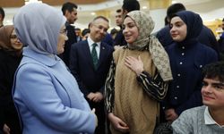 Emine Erdoğan, Gaziantep'te Şahinbey Millet Kütüphanesini ziyaret etti