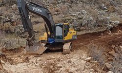 Hasankeyf'in Büyükdere köyünde yol çalışmaları tamamlandı