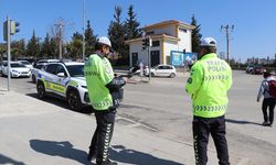 Kilis'te emniyet ekipleri dronla trafik denetimi yaptı