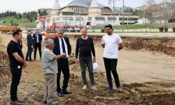 Başkan Alemdar, metrobüs hattında çalışmaları inceledi