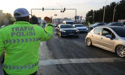 Batman Polisi İftar Saatinde Vatandaşlar İçin Nöbette