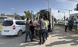 Adıyaman'da otomobille motosikletin çarpıştığı kazada 2 kişi yaralandı