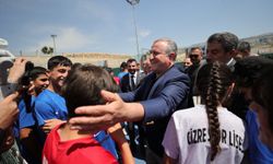 Bakan Bak, 4. Uluslararası Cudi Cup Tenis Turnuvası'nın kupa törenine katıldı: