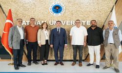 Çalışan Gazeteciler Rektör Demir'e 'Hayırlı Olsun' Dedi