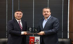 Rektör Demir'den Memur-Sen'e Ziyaret