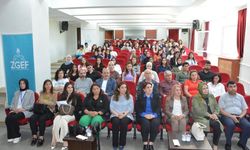 Diyarbakır'da "Dijitalleşme ve Aile" paneli düzenlendi