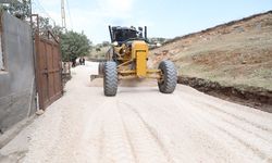 Mardin'de yol yapım çalışmaları sürüyor