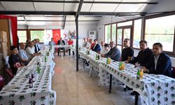 Diyarbakır Valisi Zorluoğlu, Türk Kızılay bağışçıları ve yöneticileriyle buluştu