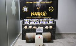 GÜNCELLEME - Şırnak'ta bir tıra gizlenmiş 30 kilogram metamfetamin ele geçirildi