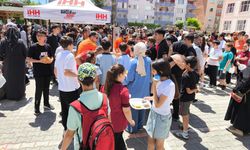 Siirt'te ihtiyaç sahibi öğrenciler yararına kermes düzenlendi