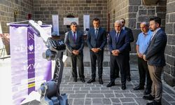 Diyarbakır'da iki mühendisin geliştirdiği 'endüstriyel robot kol'un tanıtımı yapıldı