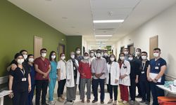 Gaziantep'te böbrek yetmezliği olan kadına, eşinden alınan organ nakledildi