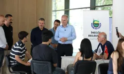 İnegöl Belediyesi, üniversite yolunda gençlere rehberlik ediyor