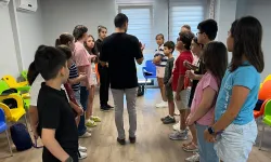 İzmir Çocuk Meclisi’nde ‘Akran Zorbalığı Eğitimi’