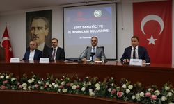 Sanayi ve Teknoloji Bakanı Kacır, Siirt'te esnafı ziyaret etti, iş insanları ile bir araya geldi