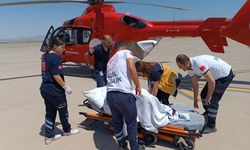Şırnak'ta bir hasta ambulans helikopterle Şanlıurfa'ya sevk edildi