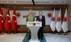 2. Ordu Komutanı Korgeneral Topaloğlu, Şırnak Valisi Ekici'yi ziyaret etti