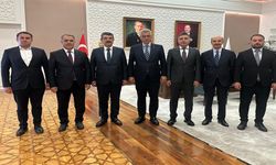 Batmanlı Siyasetçiler'den Sağlık Bakanı'na Kritik Ziyaret