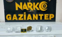 Gaziantep'te otomobilde 5 kilo 400 gram uyuşturucu ele geçirildi