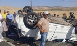 Siirt'te devrilen hafif ticari araçtaki 9 kişi yaralandı
