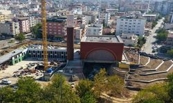 Vali Canalp, 'Kardeşlik Mescidi'nin' Yükselişini Yerinde Gördü