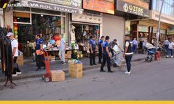 Batman Zabıtası Kaldırımları Boşaltıyor