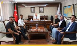 Mereto Dağı’nda Nefes Kesen Yamaç Paraşütü Şöleni Başlıyor