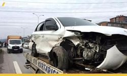 Kocaeli’nde Trafik Magandası Çocuklu Ailenin Aracına Çarptı