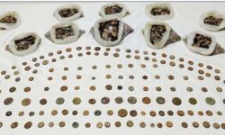Kızıltepe'de Helenistik ve Roma Dönemine Ait Neredeyse 5 Bin Sikke Ele Geçirildi